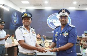 La Gendarmerie nationale reçoit une délégation de l’Université de Défense Nationale du Zimbabwe*