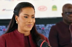 Albert Royer: la deuxième dame pose un acte fort